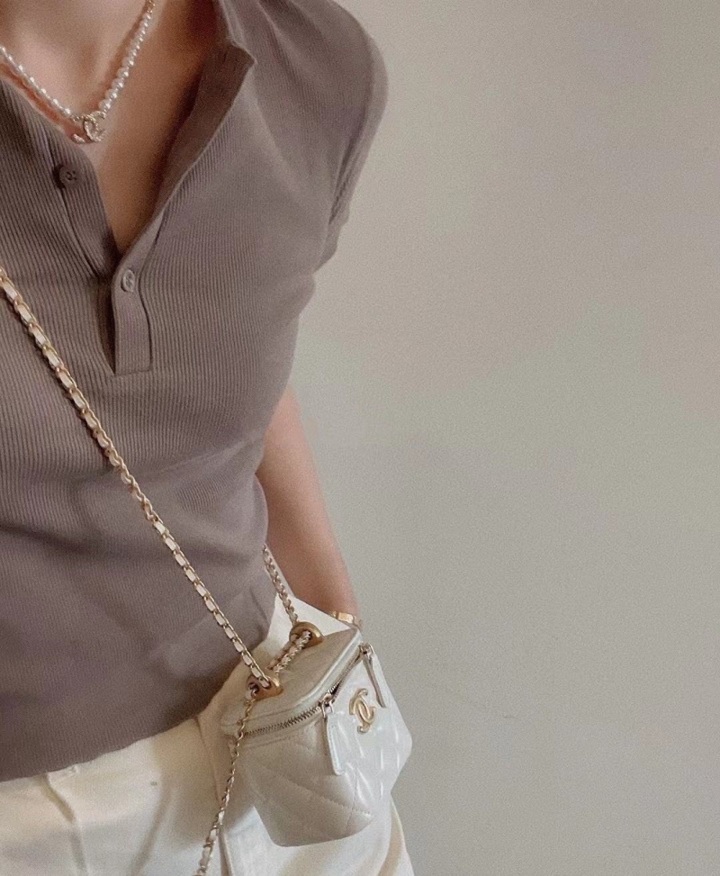 Ch**el necklaces